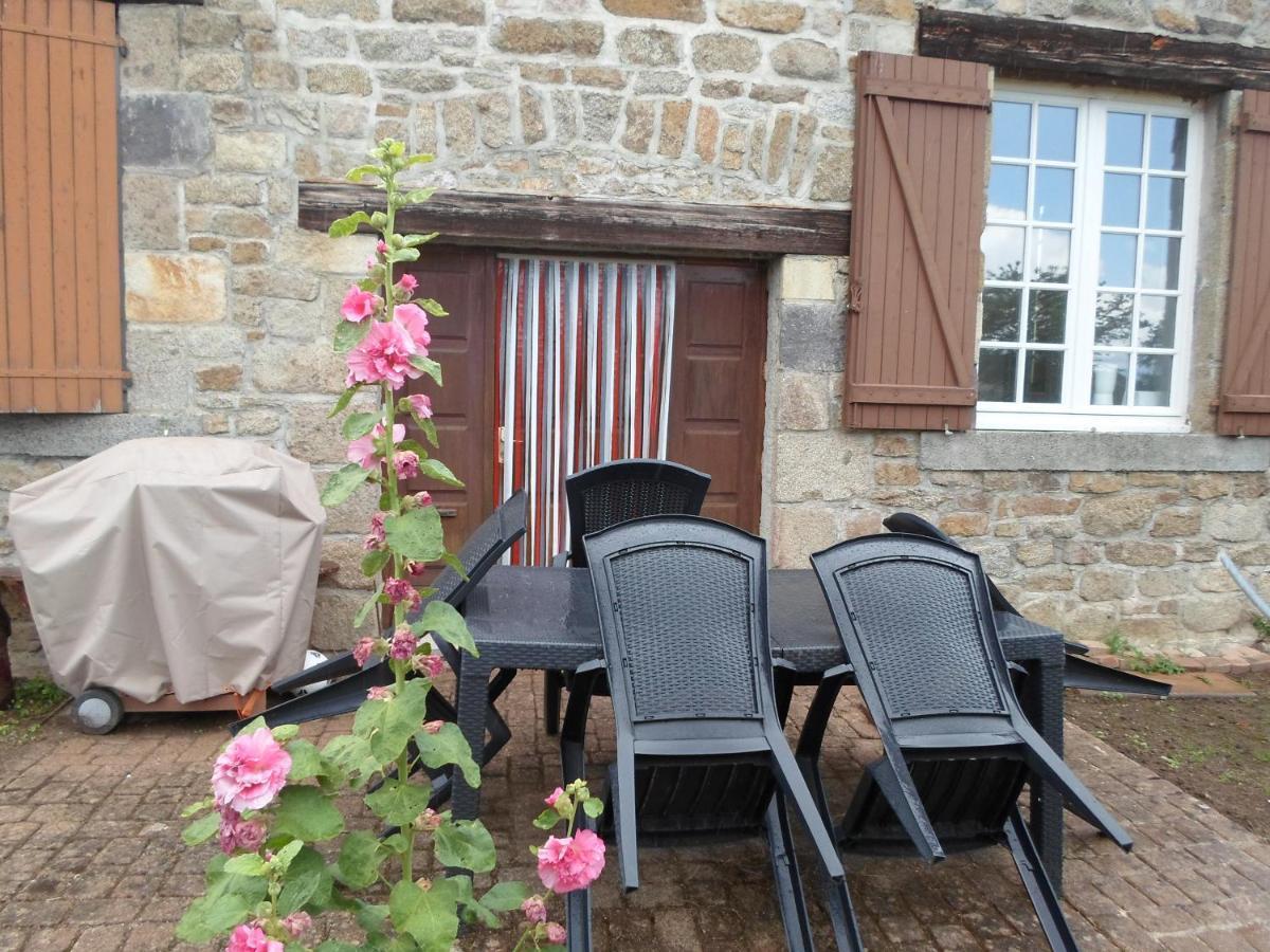 Relais Des Chaux Bed and Breakfast Saint-Jean-des-Ollières Exteriör bild