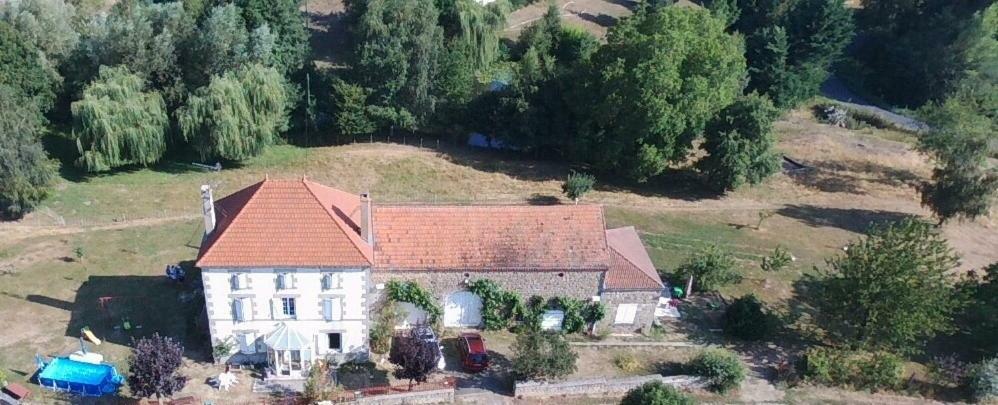 Relais Des Chaux Bed and Breakfast Saint-Jean-des-Ollières Exteriör bild