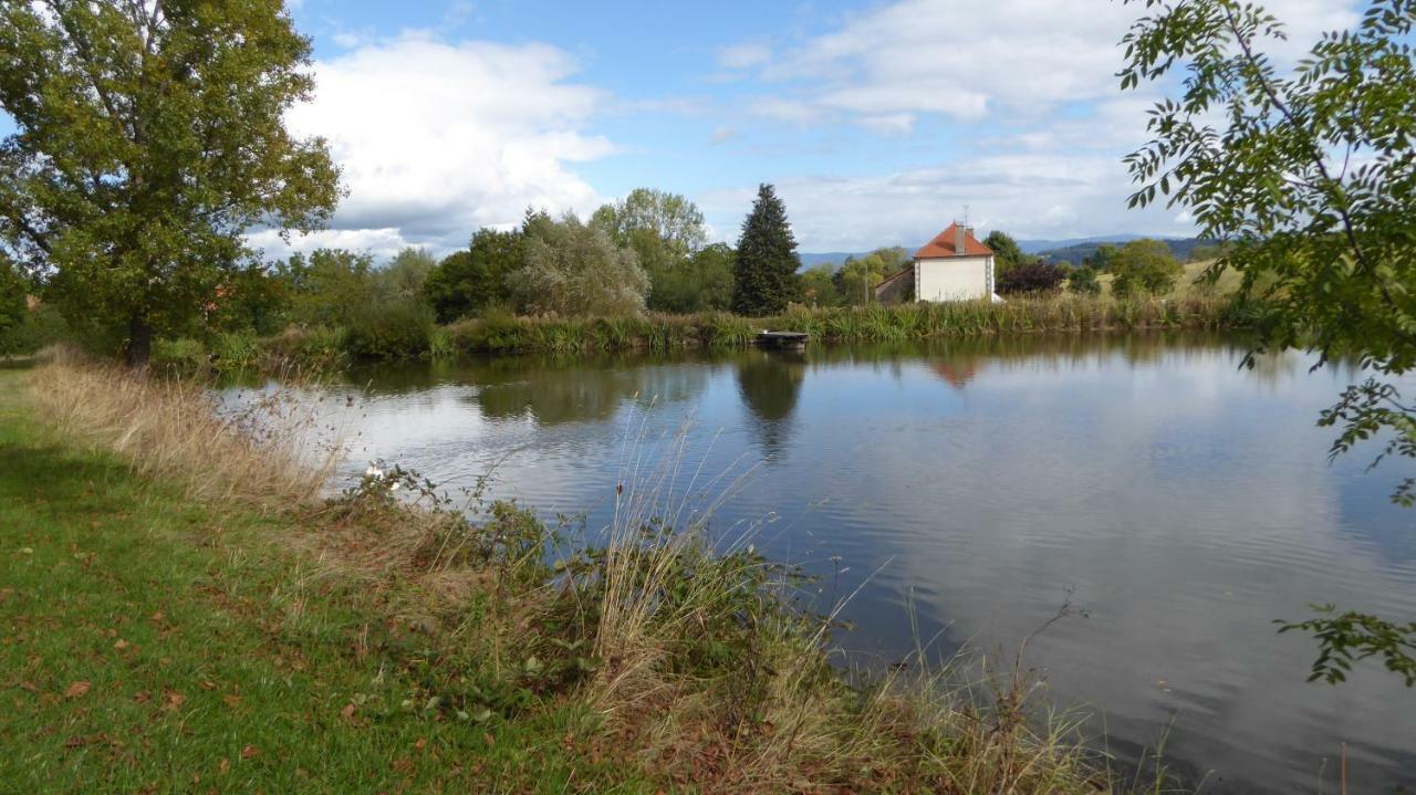 Relais Des Chaux Bed and Breakfast Saint-Jean-des-Ollières Exteriör bild